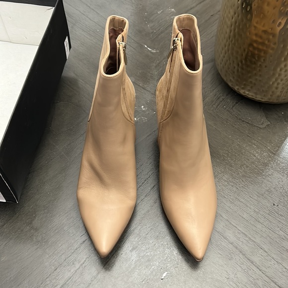 27 EDIT NATURALIZER   Florentine Bootie In Bamboo Tan Leather - Picture 4 of 10